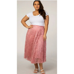 C'est Toi Pleated Lace Blush Pink Midi Skirt Size 2XL
